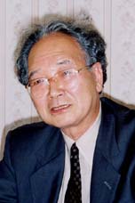 山崎庸一郎氏